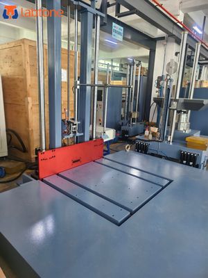 เครื่องทดสอบการตกกระแทกบรรจุภัณฑ์แบบ Free Fall พร้อมความสามารถในการรับน้ำหนักสูง 500 กก. สำหรับการทดสอบมุม ตามมาตรฐาน ISO2248-72(E)