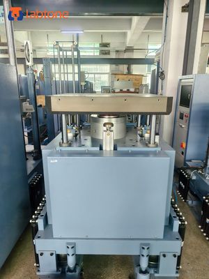 เครื่องทดสอบการกระแทกแบบเร็ว SKM Series สำหรับชิ้นส่วนยานยนต์ พร้อมน้ำหนักบรรทุก 200 กก.